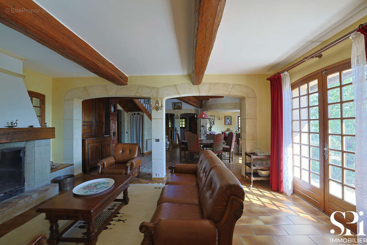 SOLLIES-VILlE- Maison familiale 4 chambres - Piscine - photo 12