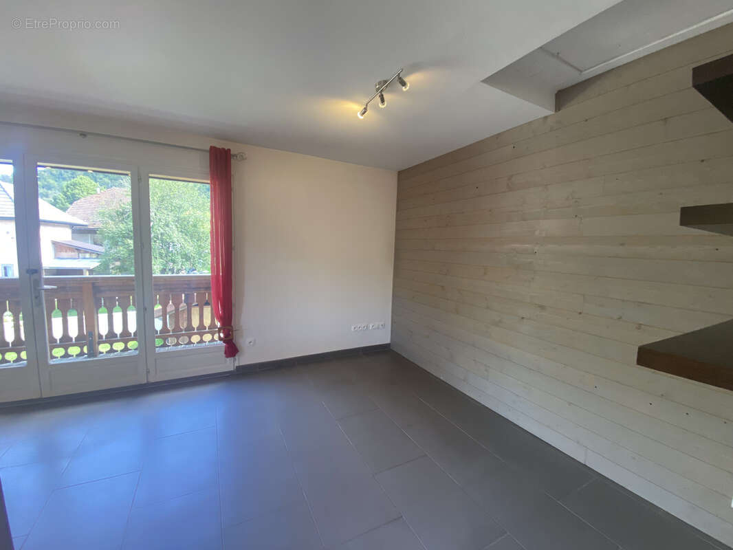 Appartement à MIEUSSY