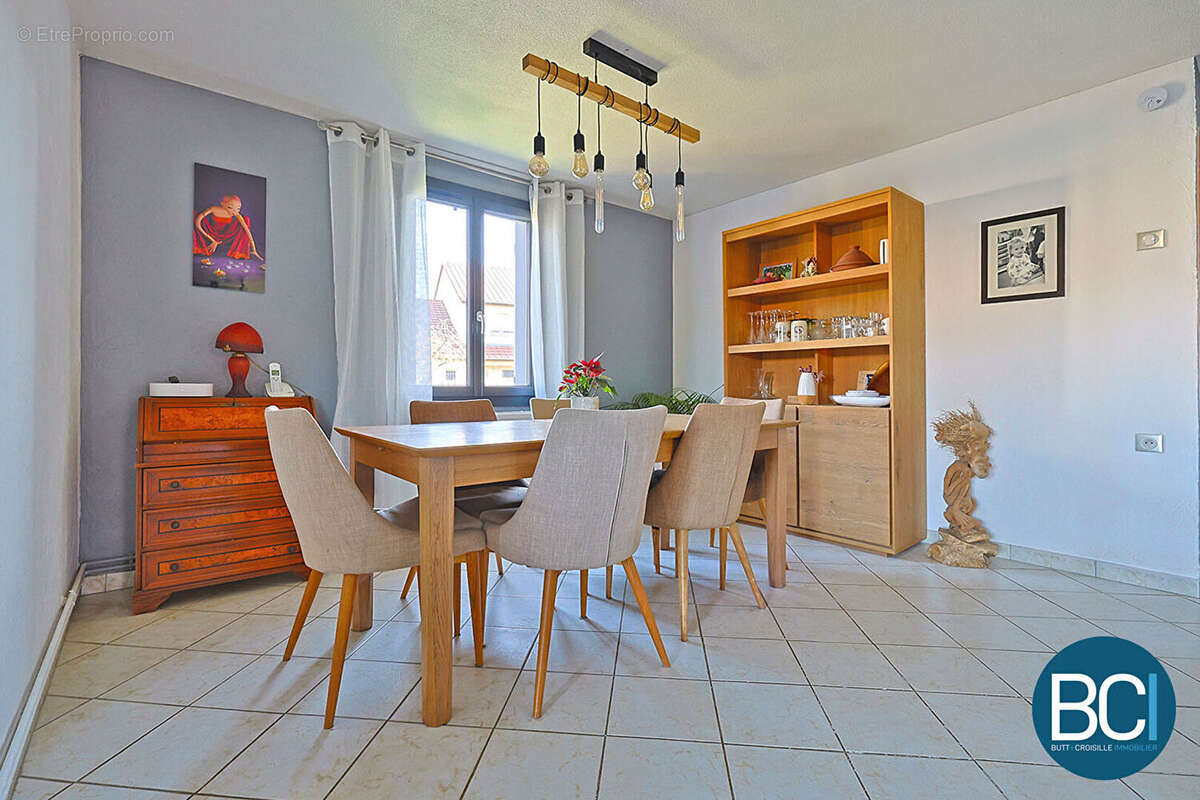 Maison à MEREVILLE