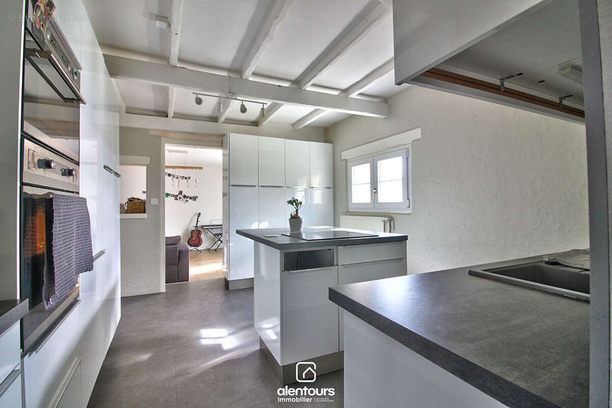 Maison à COLOMBEY-LES-BELLES