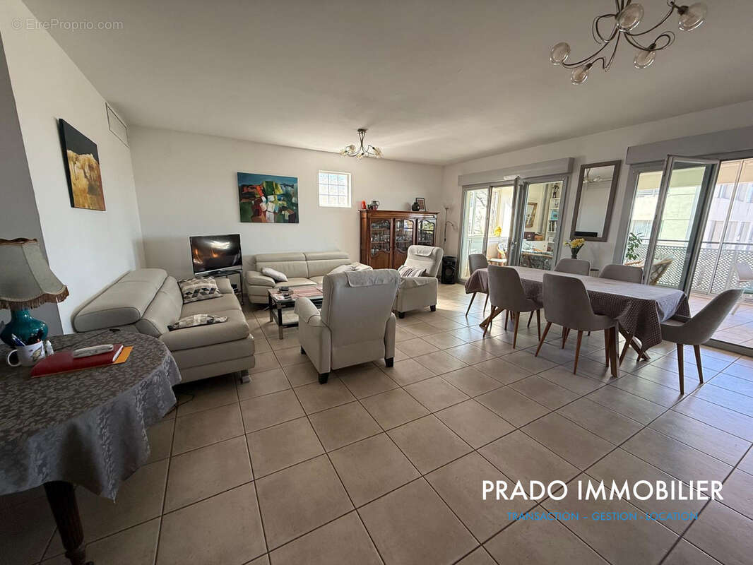 Appartement à MARSEILLE-8E
