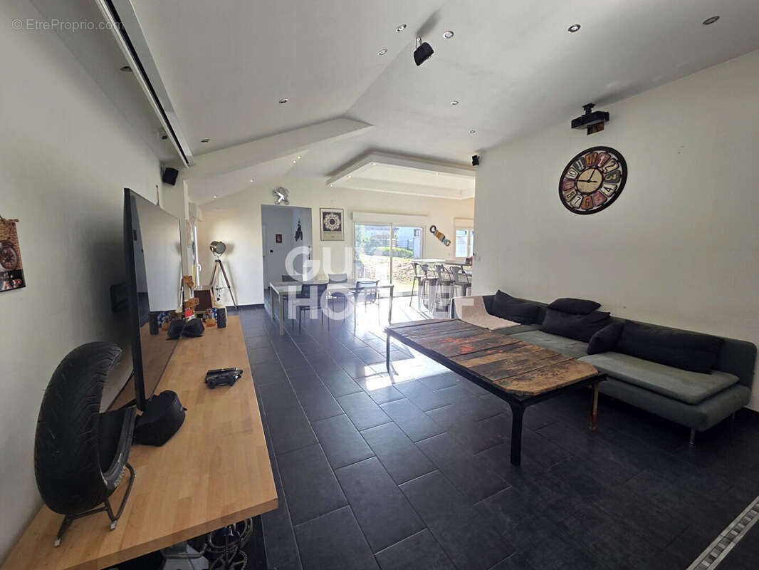 Maison à BOISSEY-LE-CHATEL