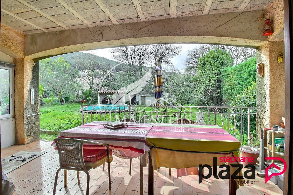 Maison à rénover de 150 m2, terrain au calme de 1872 m2 - photo 13