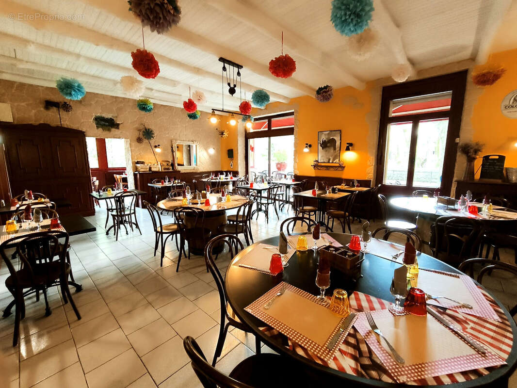 Commerce à SAINT-JEAN-DU-GARD