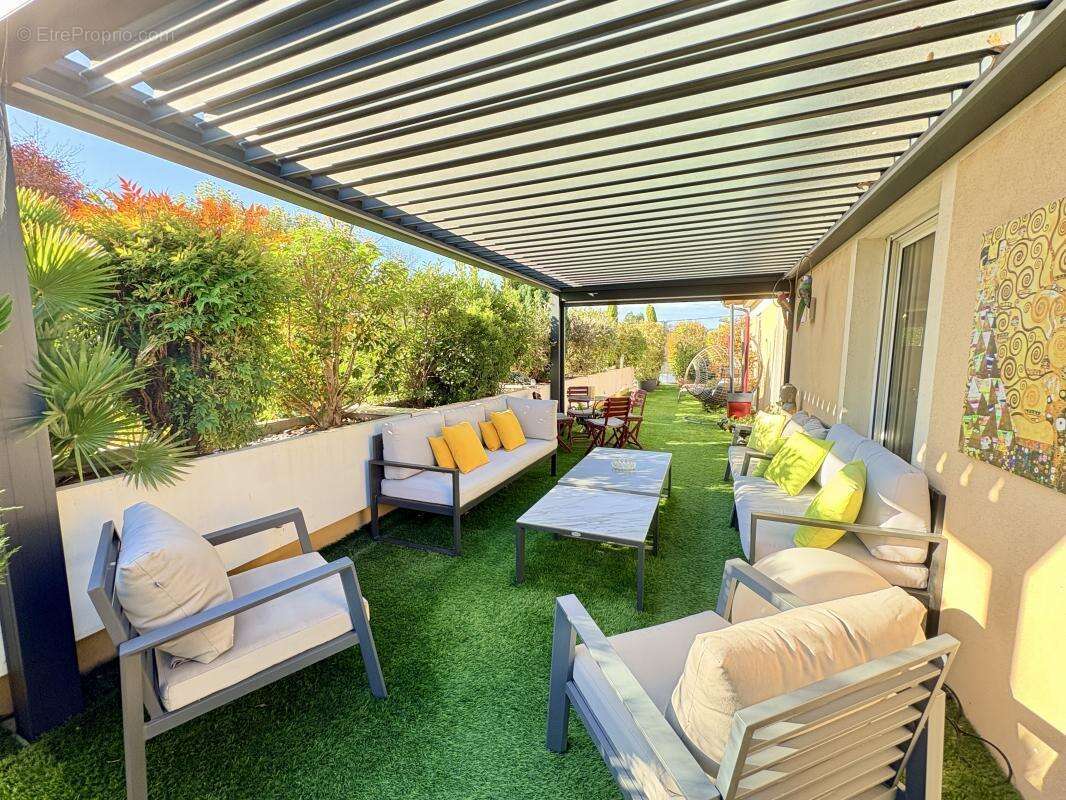 Appartement à TASSIN-LA-DEMI-LUNE