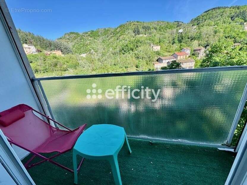 Appartement à THIERS