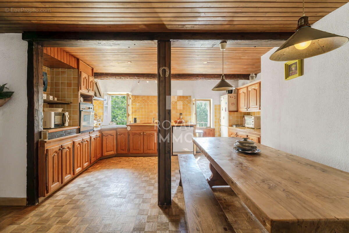 Appartement à LA VALETTE-DU-VAR