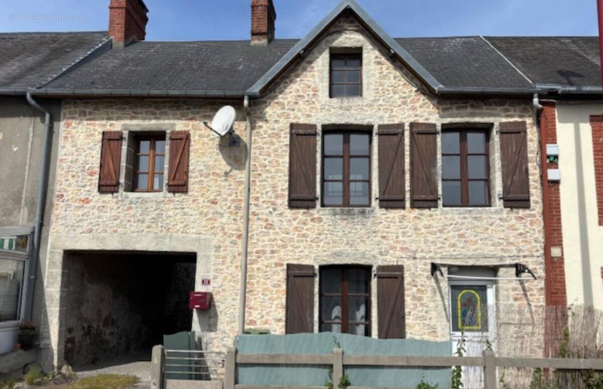 Maison à COUDEVILLE-SUR-MER