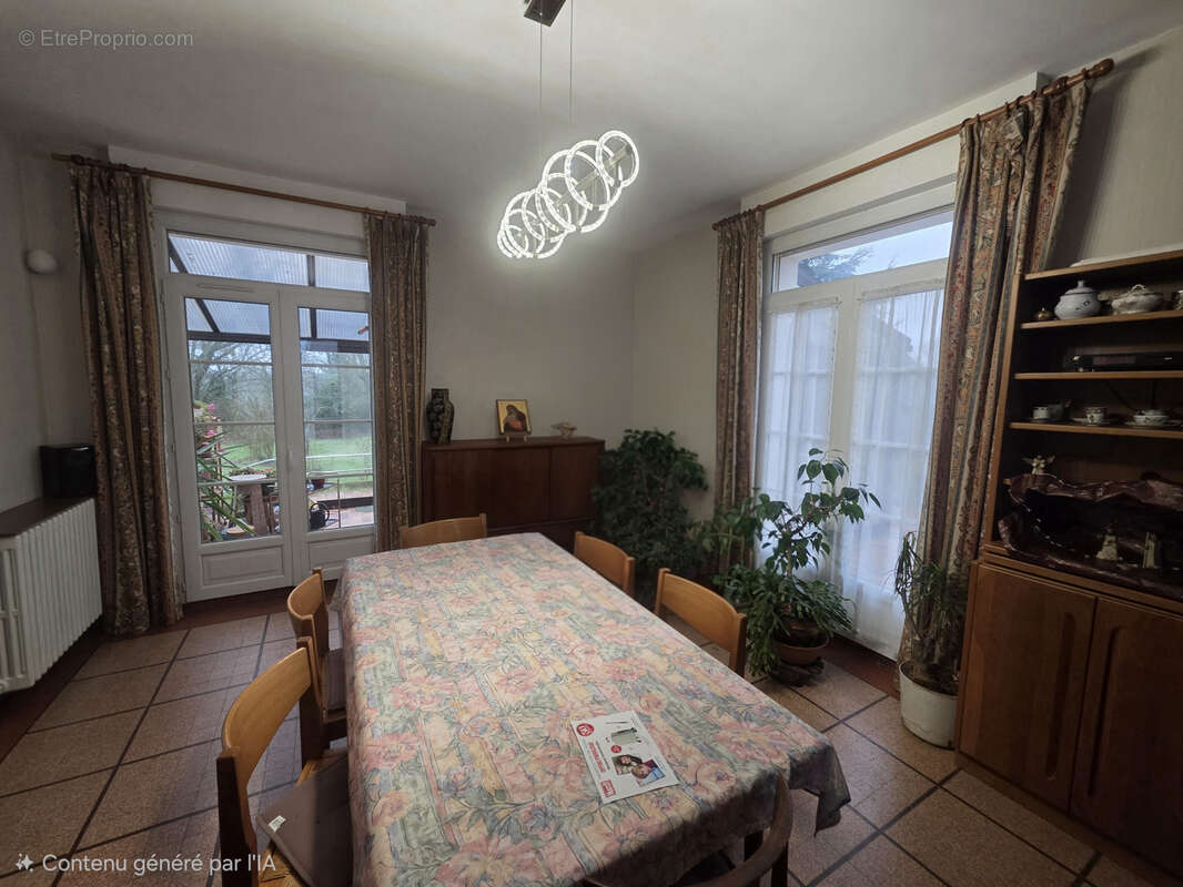 Maison à CALLENGEVILLE