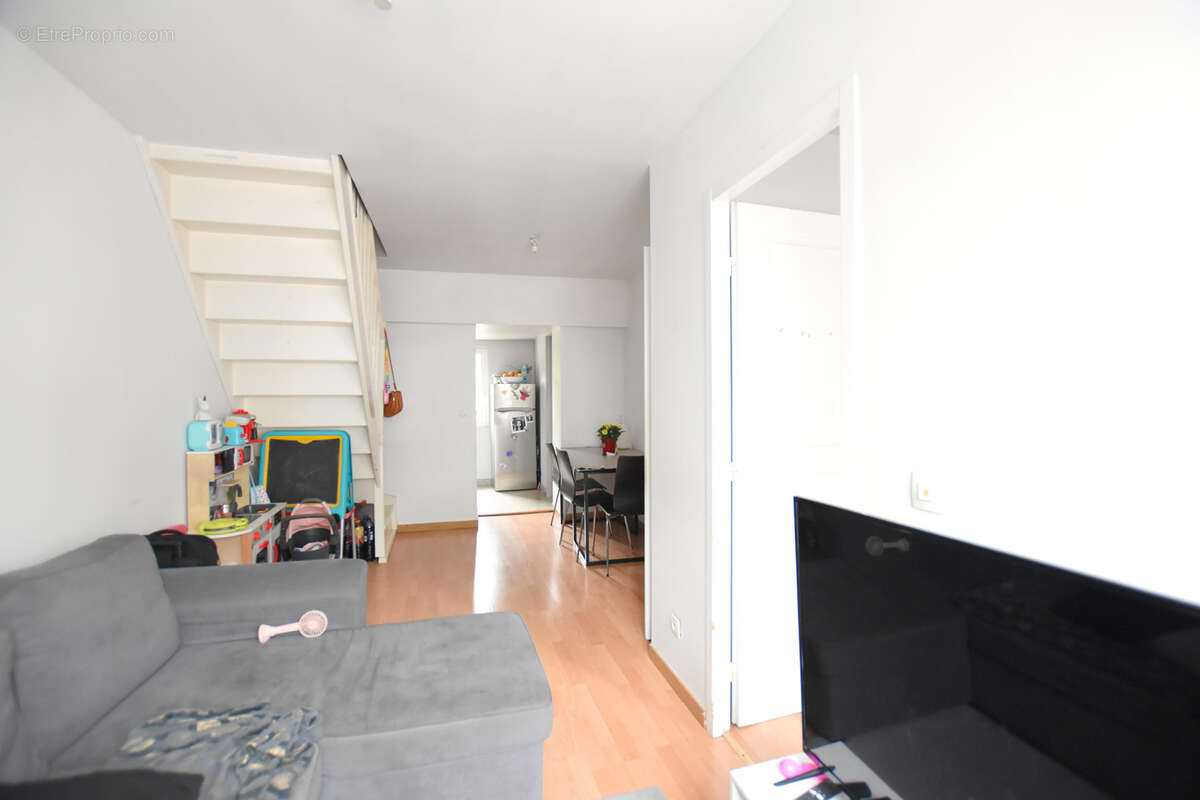 Maison à LES ESSARTS-LE-ROI