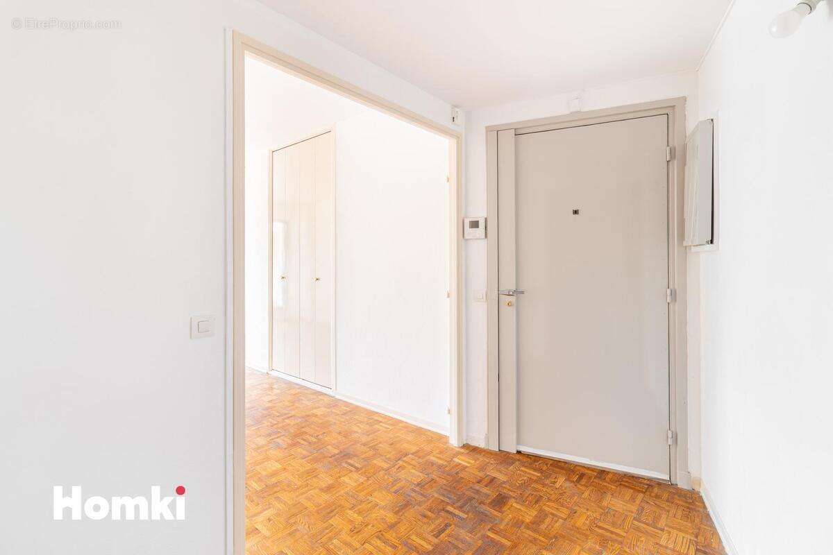 Appartement à MARSEILLE-8E