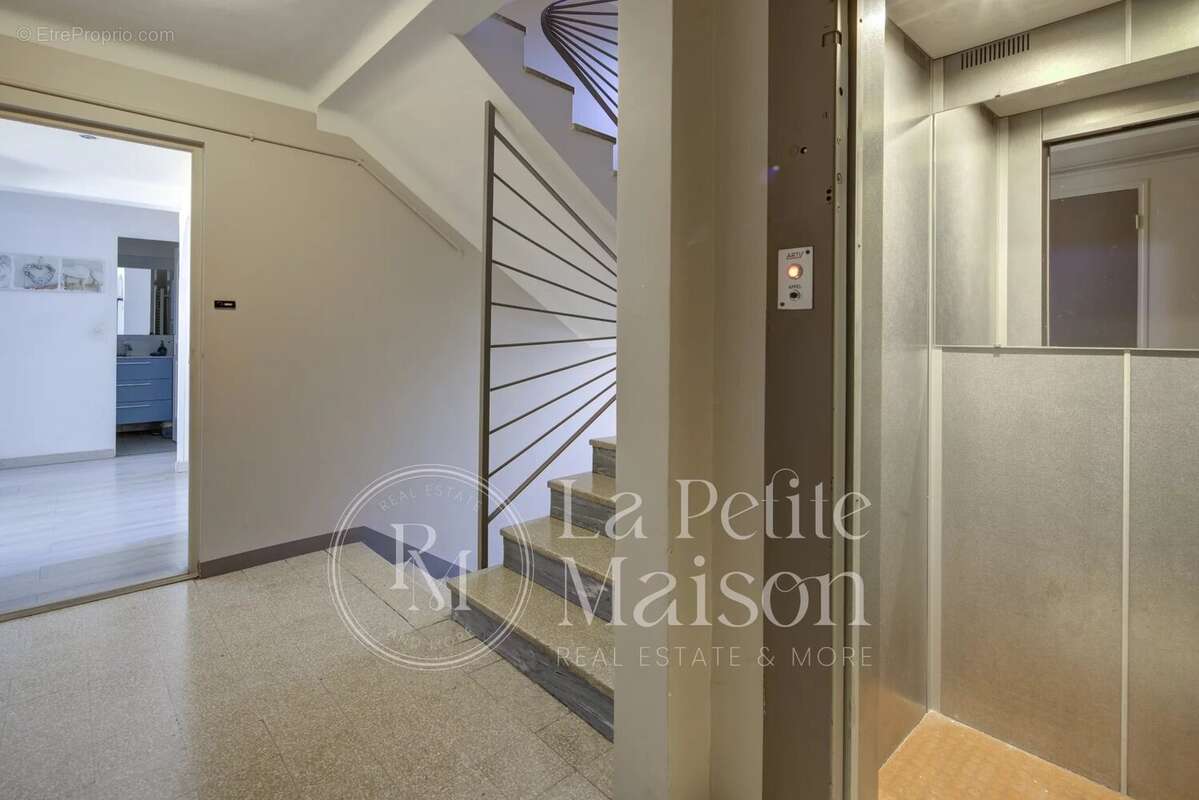 Appartement à CAGNES-SUR-MER