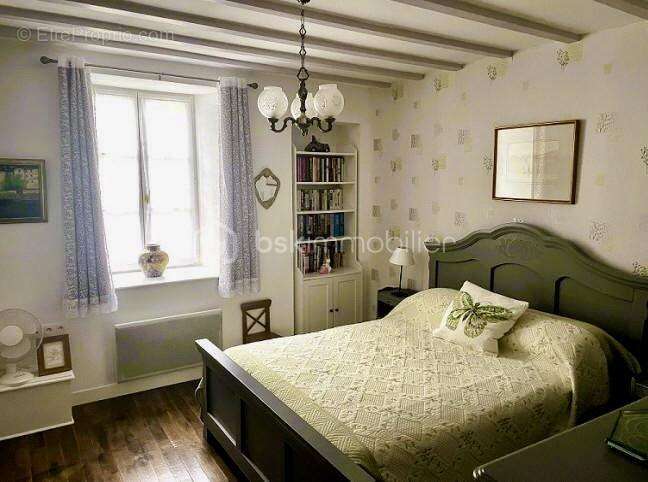 Maison à LA GUERCHE