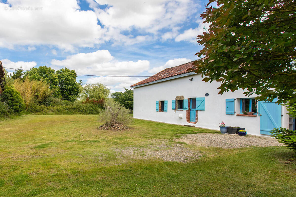 Maison à AIRE-SUR-L'ADOUR