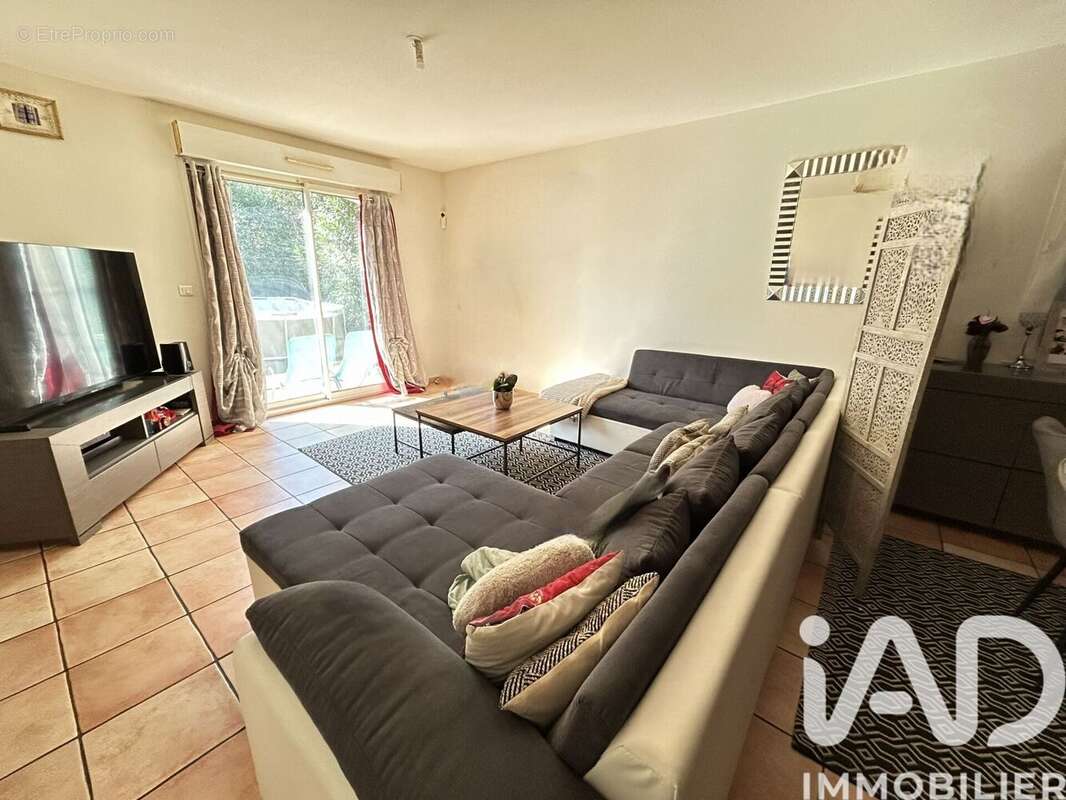 Photo 6 - Maison à ENTRAIGUES-SUR-LA-SORGUE