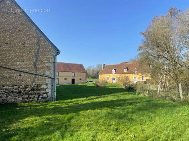 Maison à CONDE-SUR-HUISNE