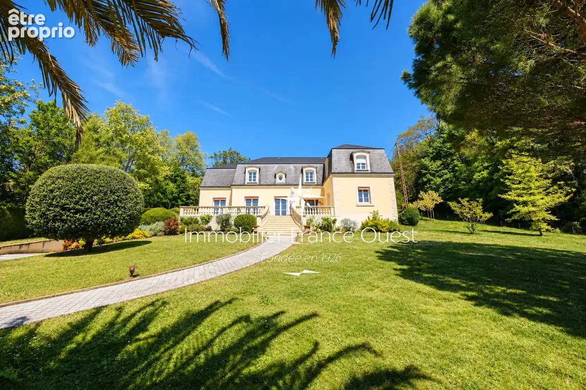 Photo Maison à La Fleche au prix de 640 500€