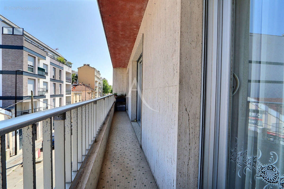 Appartement à AUBERVILLIERS