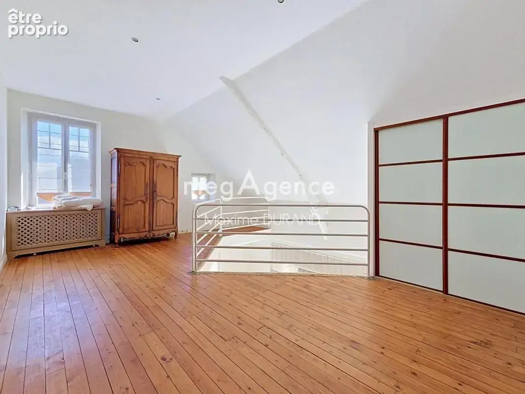 Maison 200 m²- Quartier Répuplique - photo 6