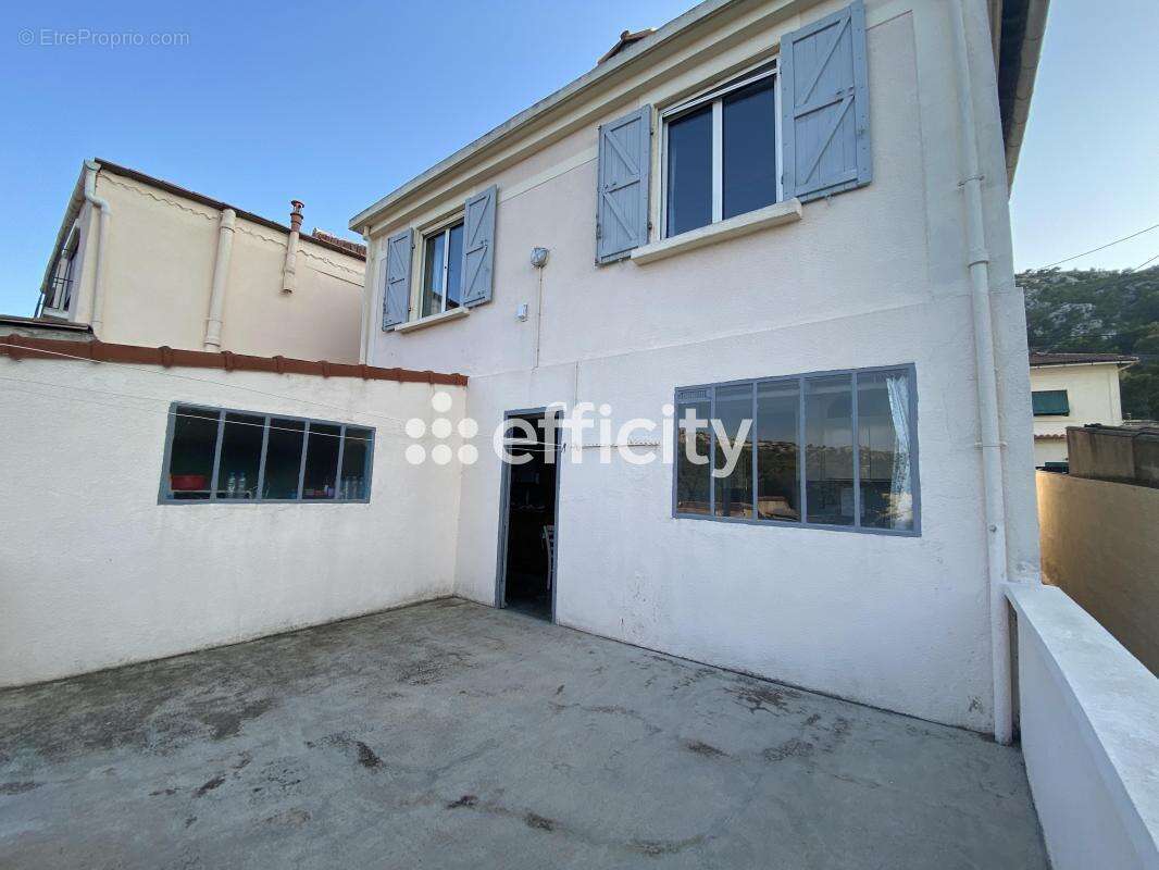 Maison à MARSEILLE-9E