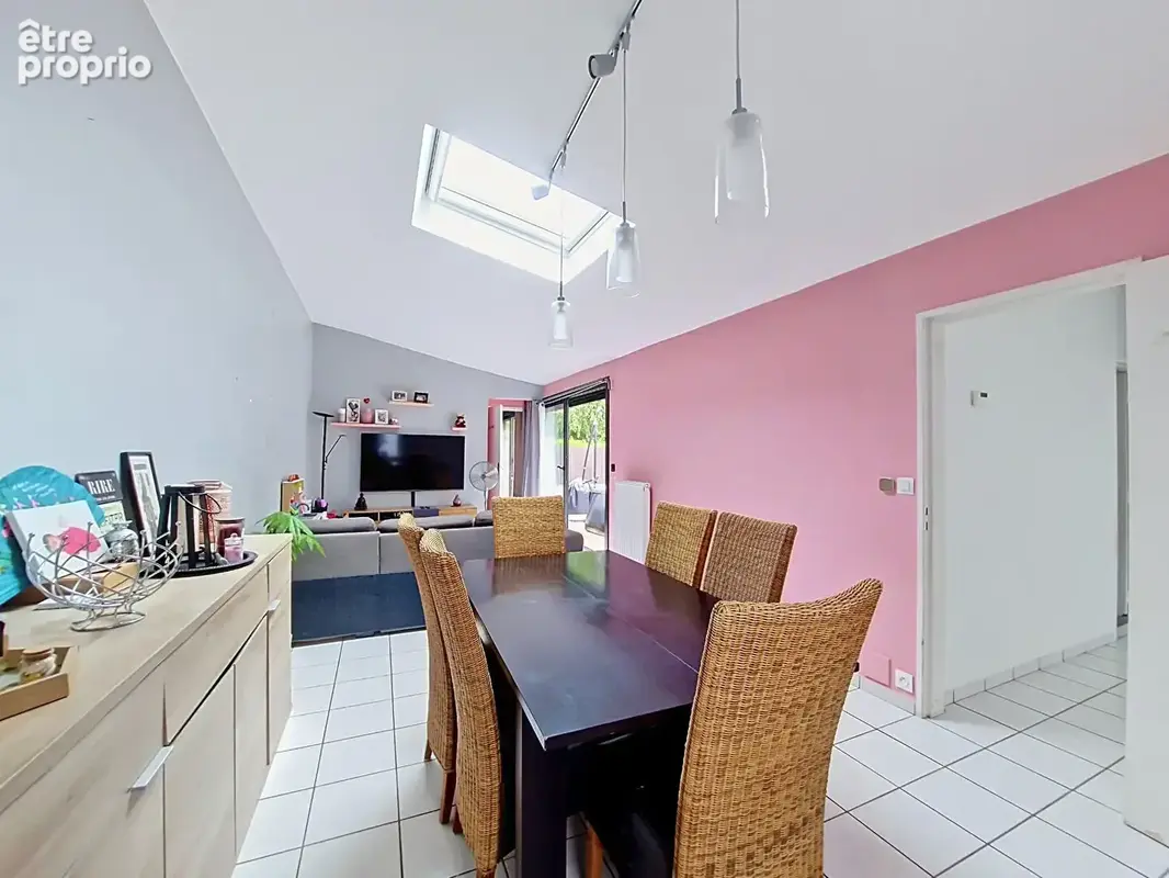 Maison 5 pièces 80 m² de plain-pied en impasse - Toiture neuve ! - photo 3