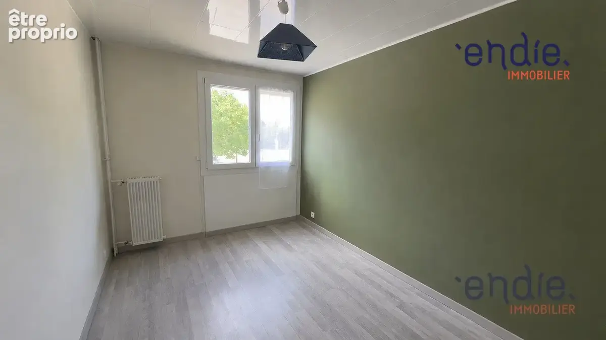 Appartement 4 pièces 79 m² à vendre à Chevigny-Saint-Sauveur (21800) - photo 4