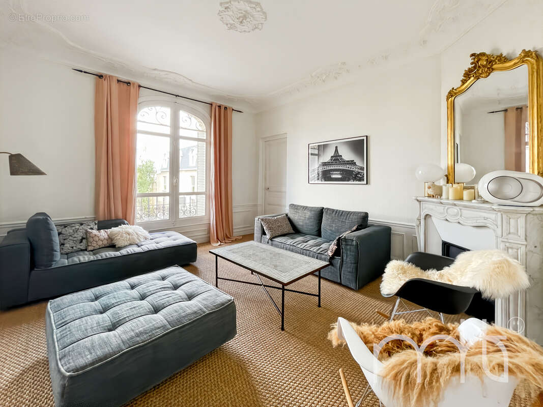 Appartement à BOIS-COLOMBES