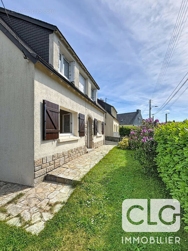 Maison à ERGUE-GABERIC