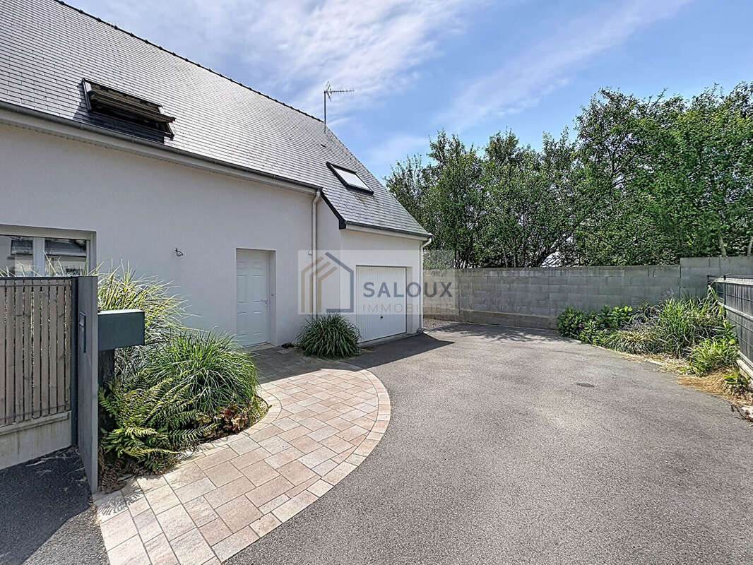 MUZILLAC - centre ville - maison T5 de 110 m² habitables - photo 15
