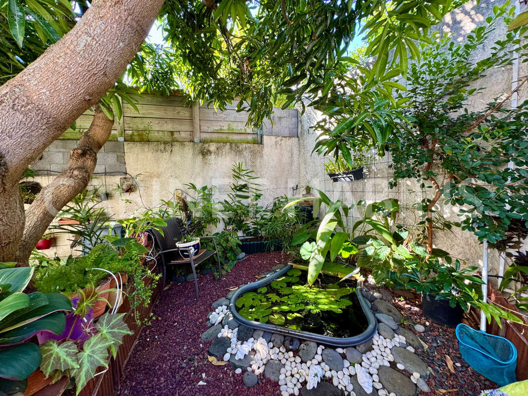 Maison à LES AVIRONS