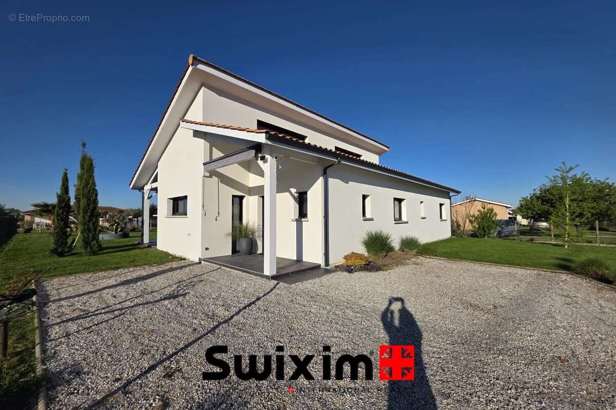 Maison à SAINT-SEURIN-DE-CADOURNE