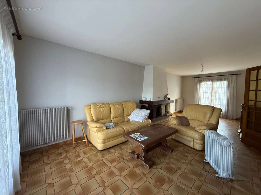 Maison à BOISSY-SOUS-SAINT-YON