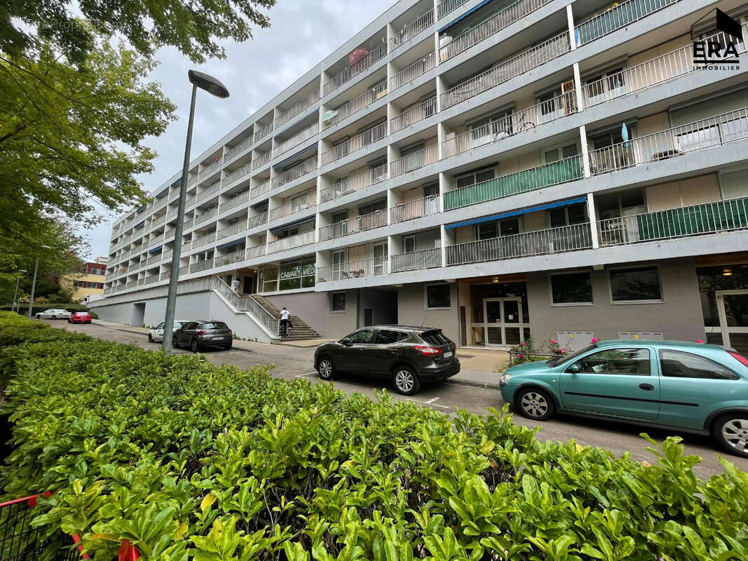 INVESTISSEMENT 12 Places de parking Dijon - photo 2