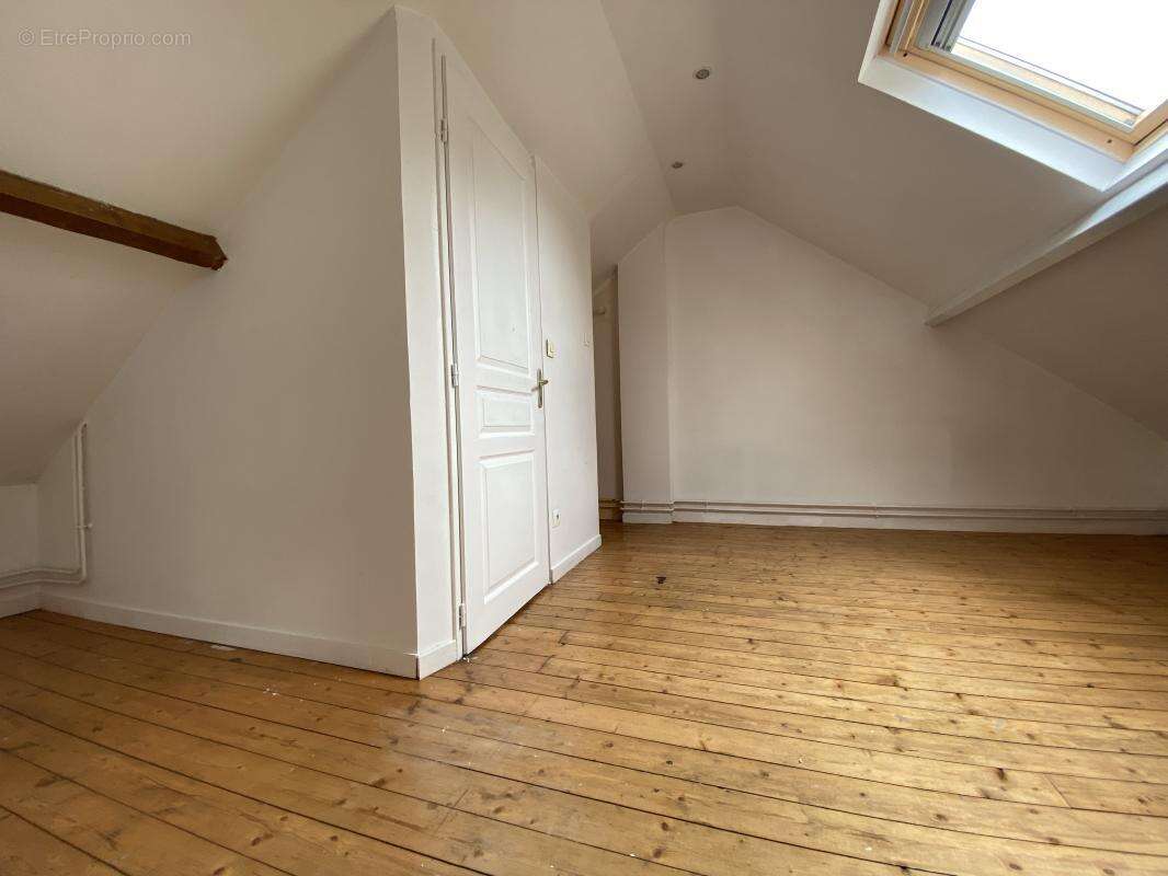 Maison à ROSNY-SUR-SEINE