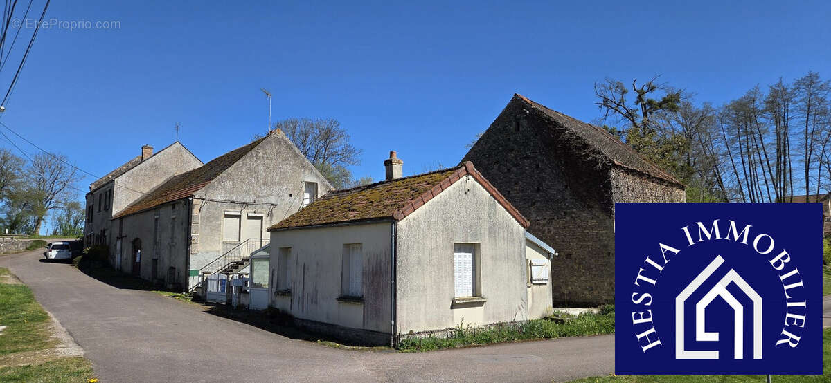 Maison à TORCY-ET-POULIGNY
