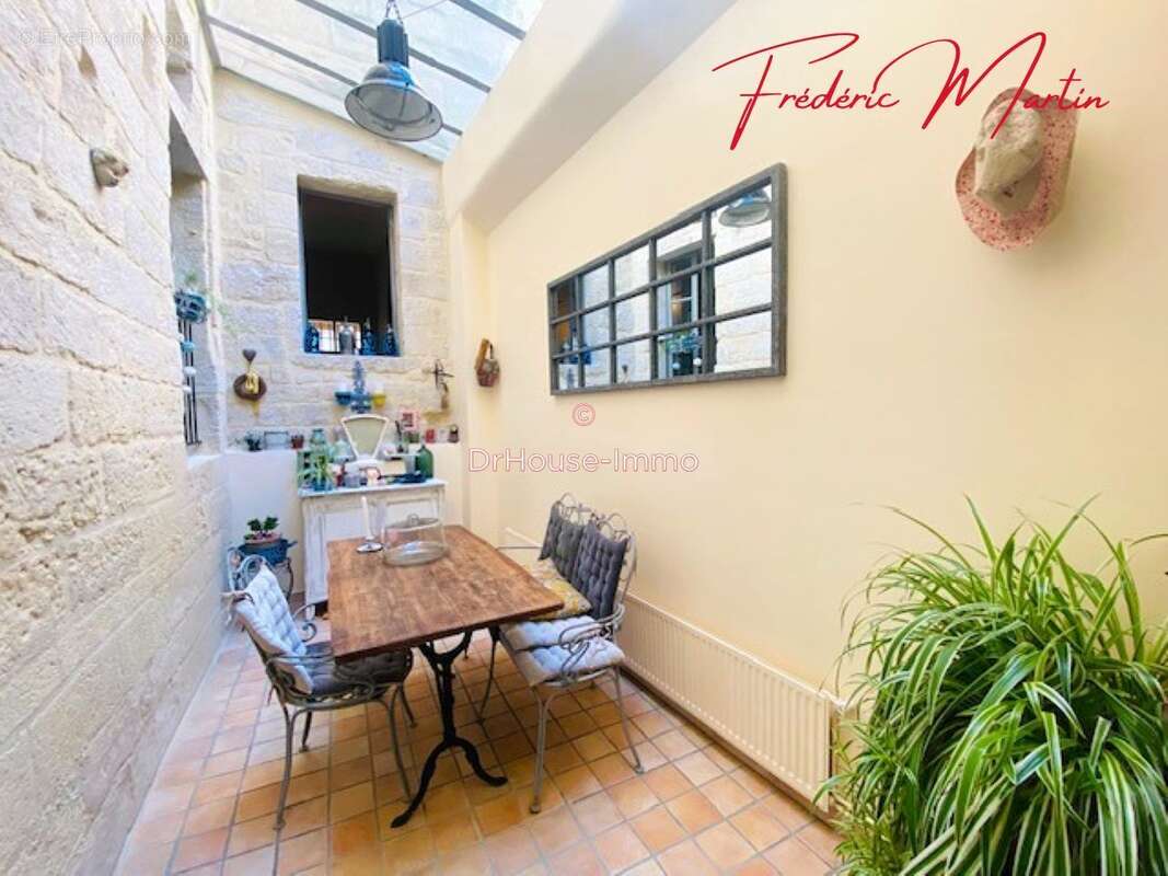 Maison 118 m² à Uzes  - photo 8