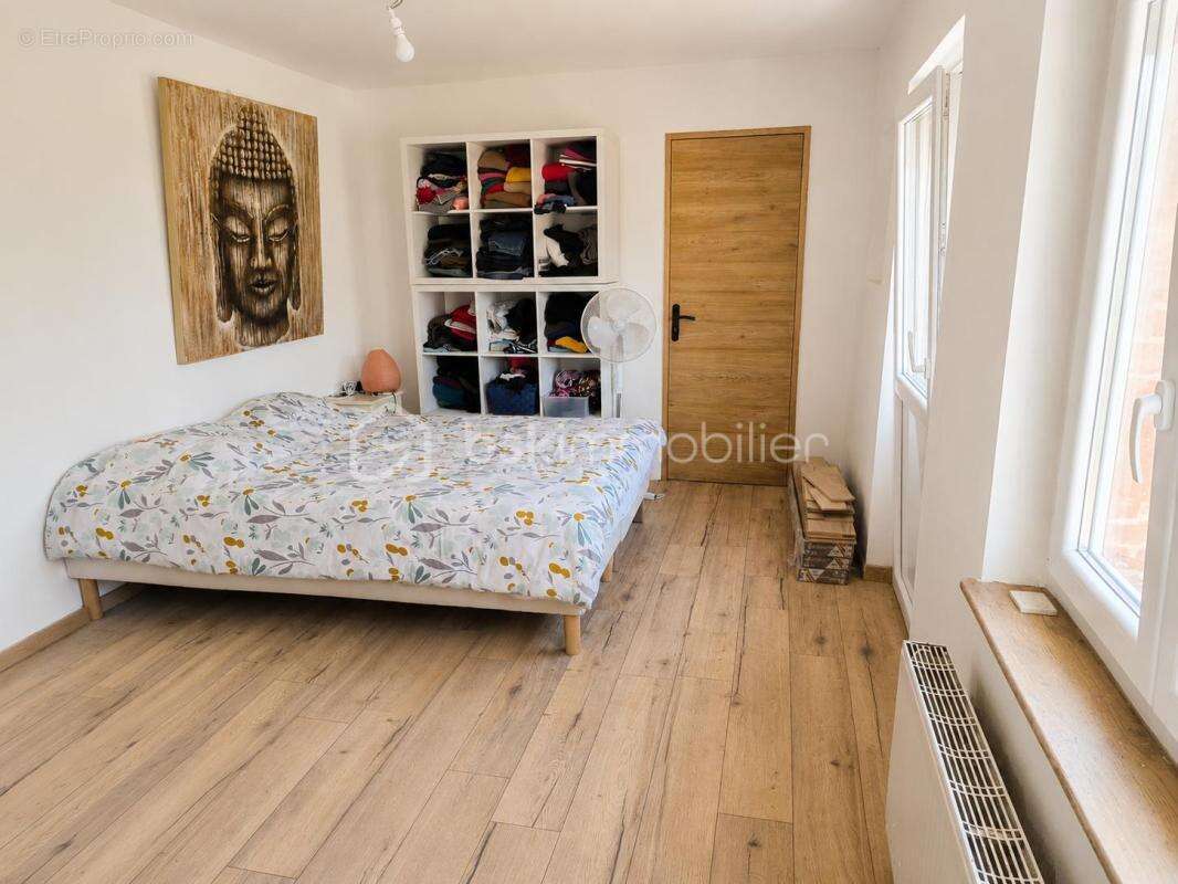 Maison de plein pied de 67m2 avec jardin de 345m2 - photo 6