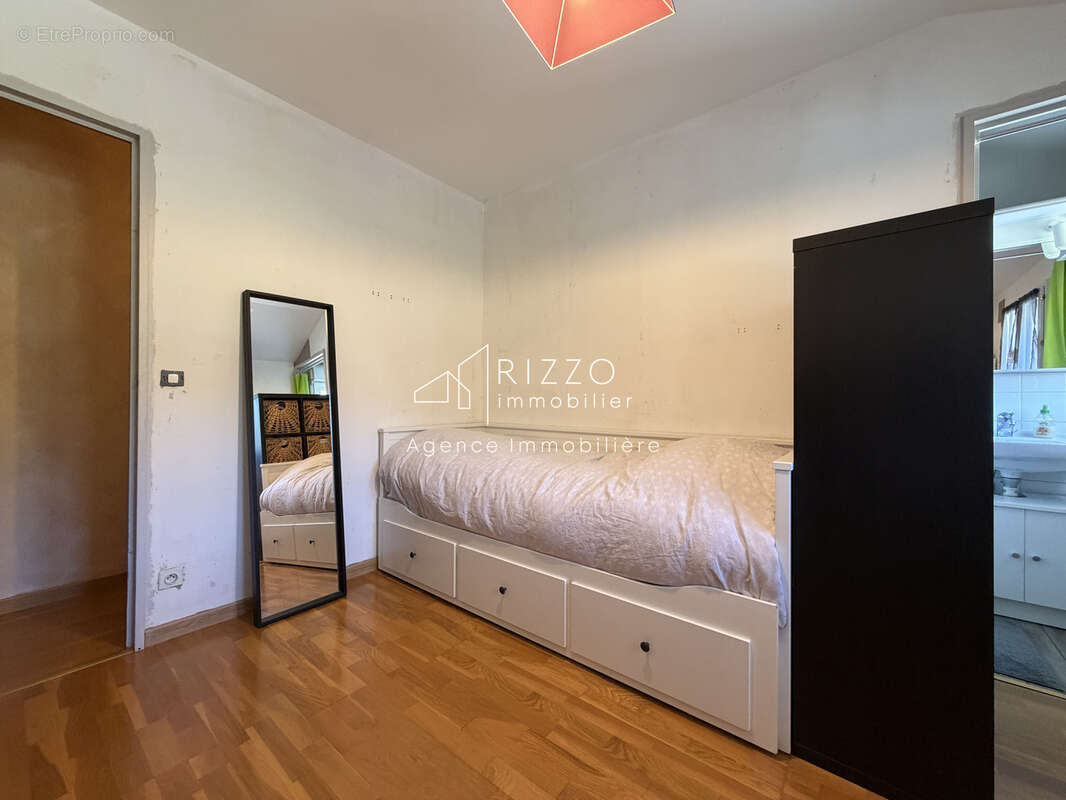 Duplex 93m2 avec vue dégagée, 2 terrasses et double garage - photo 13