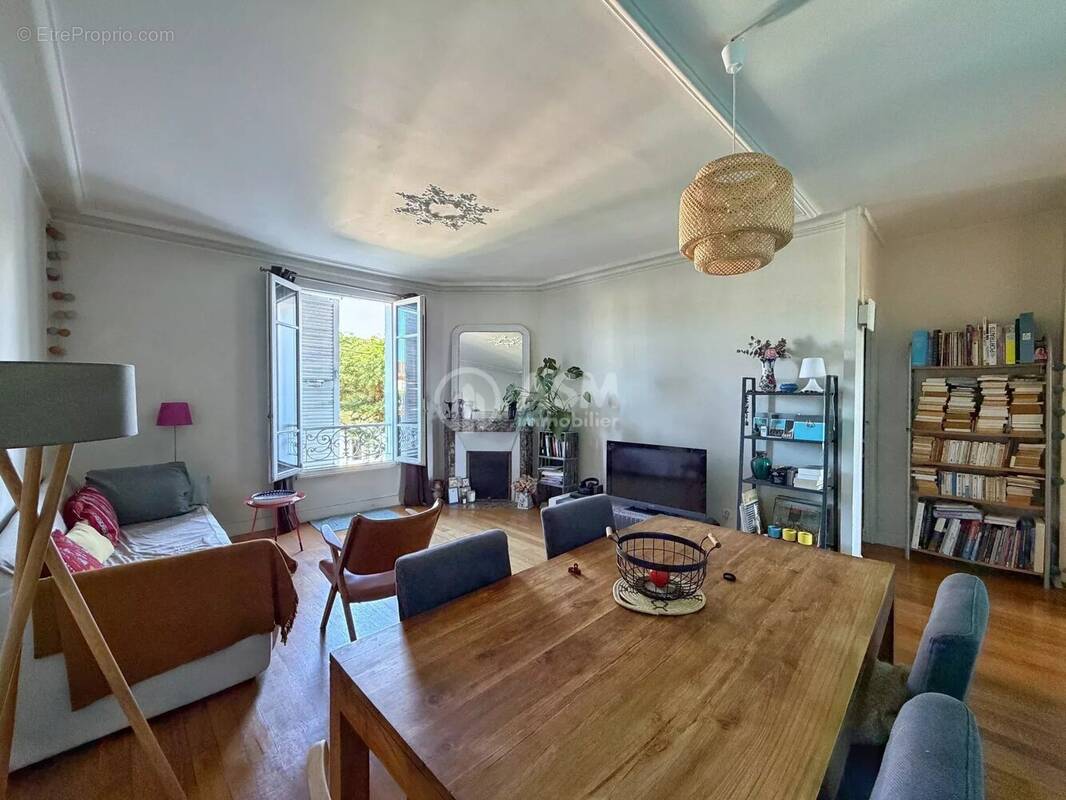Appartement à BOIS-COLOMBES