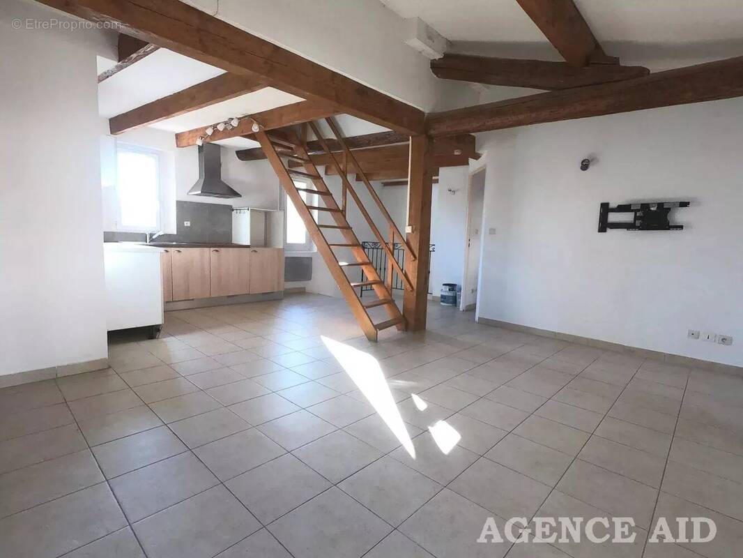 Appartement à CUGES-LES-PINS