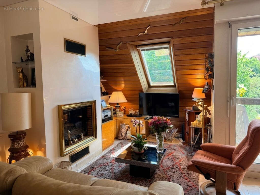 "CLAUDE" - Appartement d'Exception avec Vue Panoramique sur la Rivière de Saint-Goustan (Auray) - photo 2
