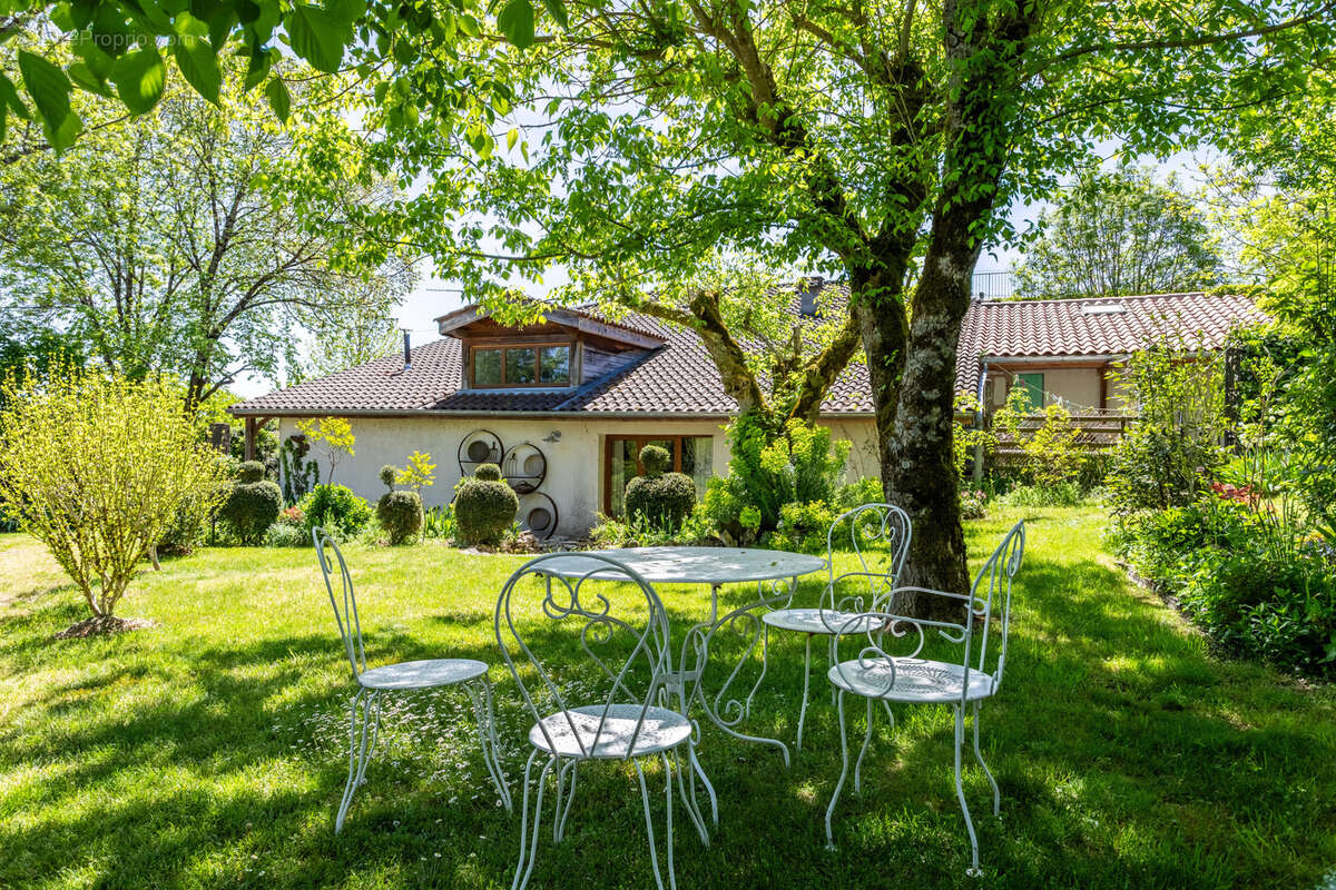 Maison à ROQUECOR