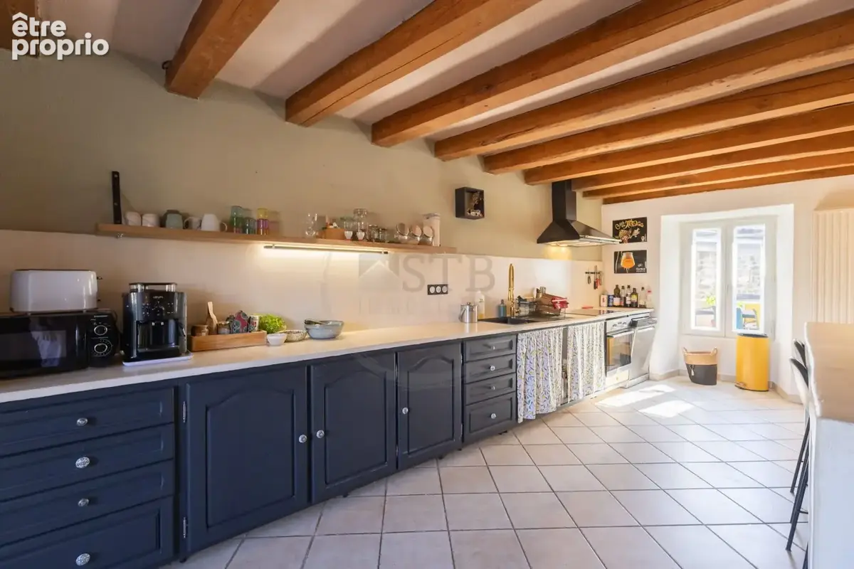 Maison 7 pièces 205 m² à vendre à Chazeaux (07110) - photo 6