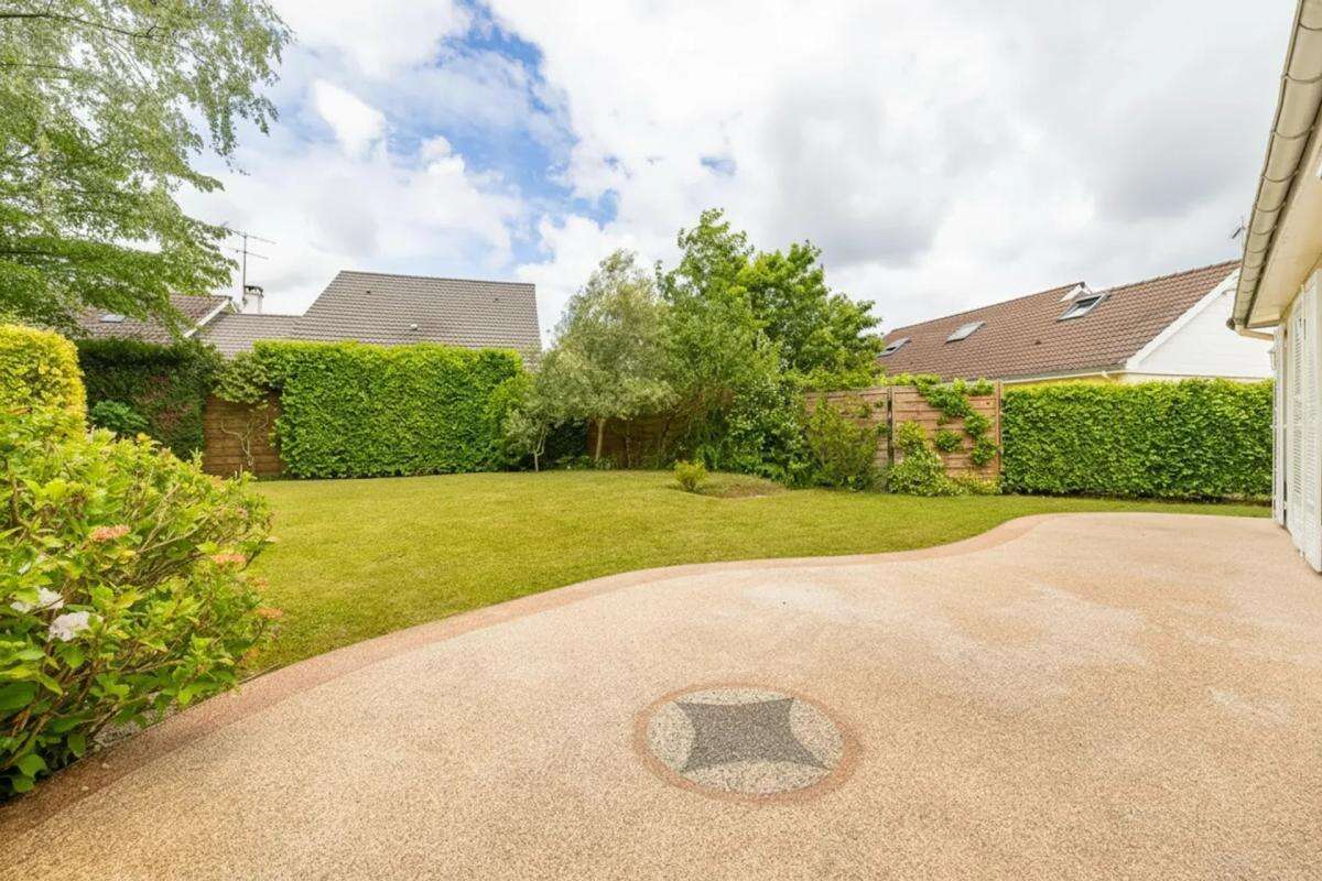Maison de 5 pièces de 120 m² à Limeil-Brévannes - photo 13