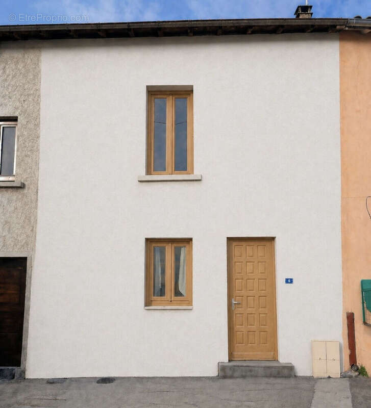 Maison  à Chavanoz en cours de rénovation  - Livrée clé en main - photo 8