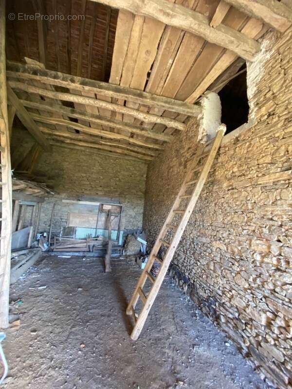 Maison à NOUZEROLLES