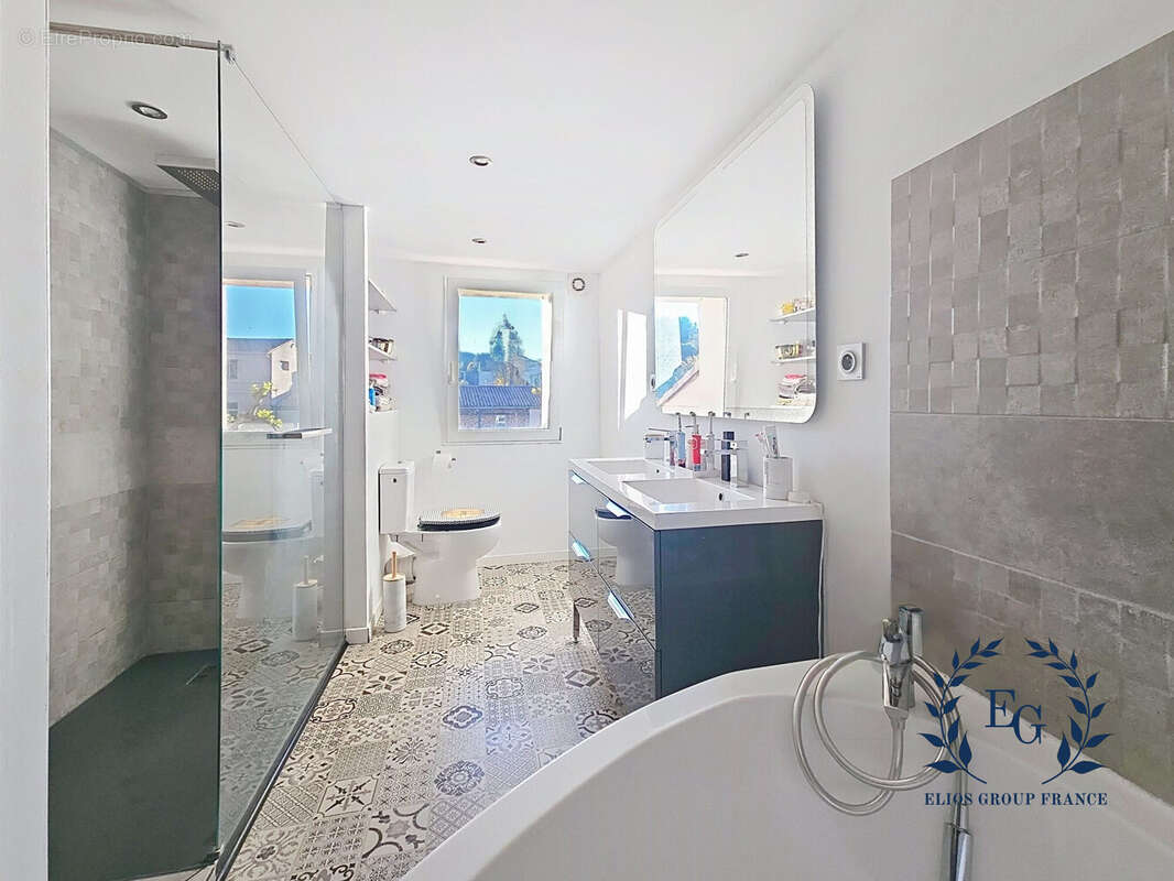 Maison à LA DESTROUSSE