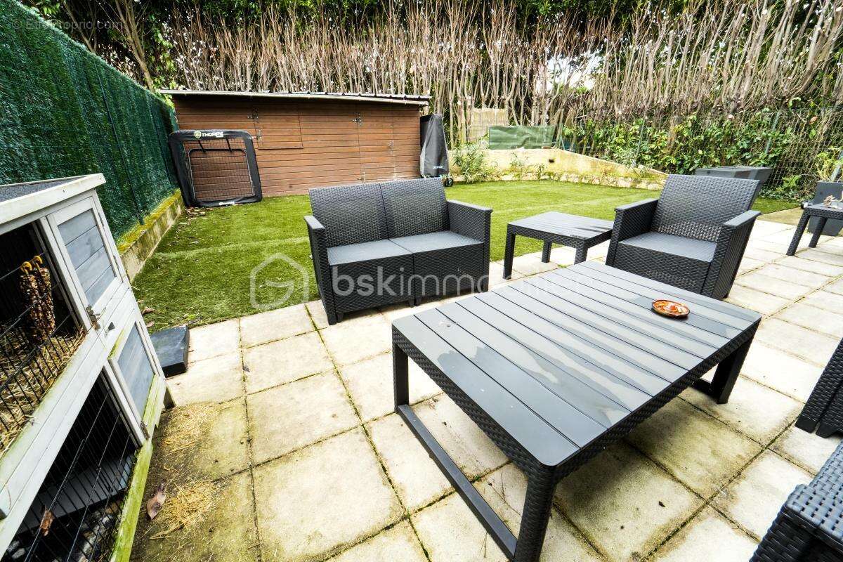 Maison à SAINT-PIERRE-DU-PERRAY