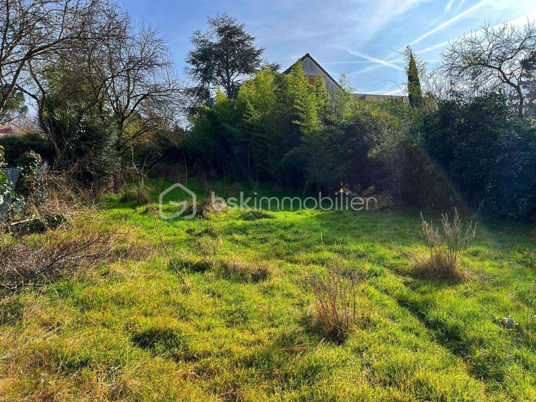 Terrain à MARLY-LE-ROI