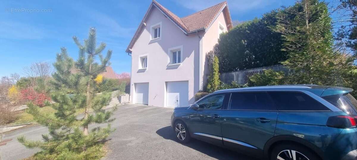 Maison à AUDINCOURT